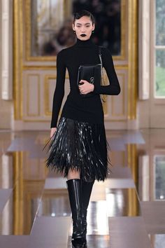 Valentino Fall 2024 Ready-to-Wear Valentino Runway, Dramatic Fashion, Marchesa, Elie Saab