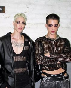 Berghain Outfit Man, Rave Boy Outfits, Rock Aesthetic Clothes, Berghain Fashion, Techno Outfit Men, Berghain Style, 70s Rock Aesthetic, Punk Outfits Aesthetic, Rockstar Outfit Men