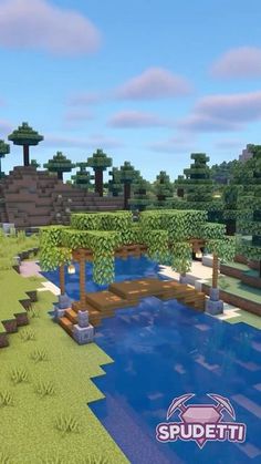 Minecraft Covered Bridge Ideas, Cute Small Bridge Minecraft, Minecraft Building Ideas Ps4, Birch Bridge Minecraft, Tiny Bridge Minecraft, Simple Bridge Minecraft, Arch Bridge Minecraft, Minecraft Builds Bridge, Minecraft Covered Bridge