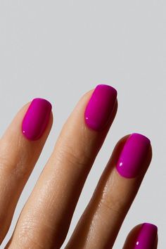 Mail Color Inspiration, Reading Girl, Her Nails, Pink Nail Polish, Neon Purple, Pink Nail, Manicure Y Pedicure, Chic Nails, Nail Polish Colors