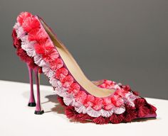 Manolo Blahnik Manolo Blahnik Pink, Famous Footwear, How To Make Shoes, Pink Shoes, Wear Pink, Red Shoes