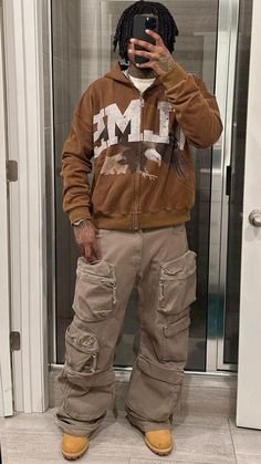 Streetwear Fashion Men Y2k, Timbs Outfit Men, Black Men Streetwear, Men Streetwear Outfits, Men Streetwear Fashion, Male Streetwear, Streetwear Fashion Men, Outfits Men Streetwear, Pants Outfit Men