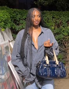 Braids And Outfits Black Women, 90s Box Braids, Jet Black Braids, Long Black Box Braids, Box Braids Outfit, Classy Braids Black Women, 2000s Braids, Long Micro Braids, Moesha Braids