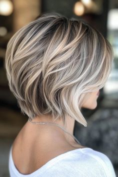 Discover 61 adorable and easy-to-style short layered hairstyles for a chic, effortless look! ✨💇‍♀️ #ShortLayeredHair #EasyStyles #ChicCuts Long To Short Haircut, Short Layered Hairstyles, Short Shag Hairstyles, Beautiful Haircuts, Layered Hairstyles, Short Layers, Short Layered