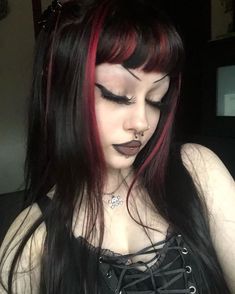 Gothic Dyed Hair, Corporate Goth Hair, Goth Dyed Hair, Red Goth Hair, Mall Goth Hairstyles, Gothic Red Hair, Gothic Hair Color, Goth Hair Ideas