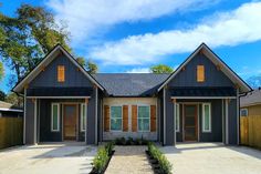 this is a photo of a house in the suburbs