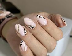 Sparkly Nail Designs, Animal Nail Art, Sparkly Nails, Fall Nail Colors, Nail Art Hacks, Manicure E Pedicure, Nail Inspo, Nail Colors