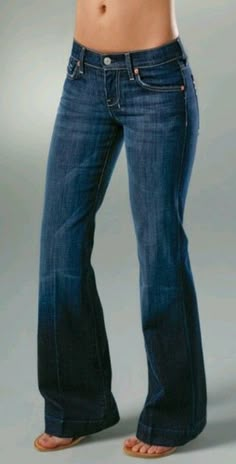 Vestiti In Jeans, The Sartorialist, Looks Jeans, Look Jean, Rodeo Outfits, Cute Jeans, For All Mankind, Western Wear, 7 For All Mankind