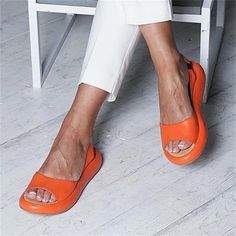 Office Flats, Flat Fish, Orthopedic Sandals, Basic Heels, Fishing Women, Footbed Sandals, Women Sandals, Sandal Fashion, Outfit Casual