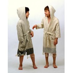 Kids-bath-robe Adult Camping Party, Camping Party Activities, Boys Food, Camping Activities For Kids, Trendy Family, Camping Theme Party, Kids Robes, Kids Sand, Kids Beach