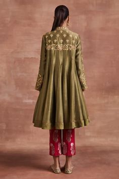 Buy Green Chanderi Silk And Palash Yoke Anarkali & Pant Set For Women by Sue Mue Online at Aza Fashions. Suit Designs Indian Style Party Wear, Embroidery Suits Punjabi, Hand Embroidery Dress, Designer Party Wear Dresses, Embroidery Suits, Stylish Dress Designs, Indian Fashion Dresses, Modest Fashion Outfits, Kurta Designs