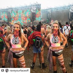 Coachella Fashion Outfits, Zeds Dead, Edm Festival Outfit, Rave Mask, Festival Girls, Kandi Kid, Edm Outfits, Electric Forest