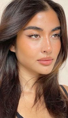 Peach Makeup Look, Warm Tone Makeup, Coral Makeup, Outfit Ideas October, Sunkissed Makeup, Summer Makeup Trends, Light Makeup Looks, Peach Makeup, Summer Makeup Looks