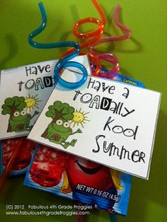 there are two books with scissors on top of them and one has a sign that says have toadly kool summer