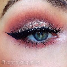 Red shade from bh cosmetics, makeupgeek frappe& peach smoothie, mac hoodwinked on the lid with stila metals in dusty rose on top Rose Makeup, Cat Eyeliner, Glitter Eye, Pink Eyeshadow, Eye Look, Bh Cosmetics, Pink Eyes