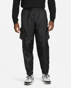 NWT Nike Sportswear Repel Tech Pack Lined Woven Pants Black Medium DQ4278-010. Condition is New with tags. Shipped with USPS Ground Advantage. Cinch Belt, Versatile Pants, Nike Fleece, Tech Pack, Nike Sweatpants, Red Nike, Ripstop Fabric, Nike Tech, Active Wear Pants