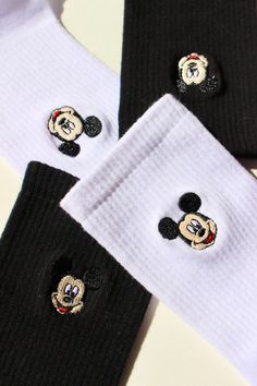 Designed to wear with your favorite sneakers (or sandals) to the park! Disney Trucker Hat, Neutral Disney Outfits, Disney Day Outfits, Disneyland Outfits Summer, Aesthetic Disney Outfits, Disneyworld 2024, Home Outfit Women, Disney Outfits Summer, Dog Mansion