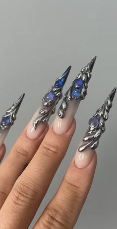 Chrome Stiletto Nails, Trading Secrets, Press On Nails Design, Nail Halloween, Nails Butterfly, Halloween Nail Art Ideas, Set Nails, Tapered Square Nails, Sharp Nails