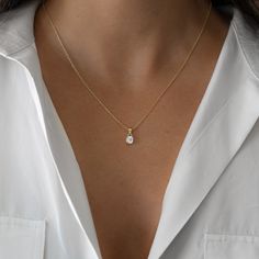 "A beautiful and delicate necklace featuring a cushion stone makes this a super versatile piece. It layers beautifully and also looks great on its own!   - - - D E T A I L S - - -  * Made of 925 Sterling Silver * THICK plating of 14k Gold or Rhodium  * 16\" + 3\" Extension Chain * Nickel-free & Hypoallergenic  * 5x5mm Pendant  * We use the highest grade cubic zirconia for an authentic diamond look! Made with 100% Pure Love! ♡ Comes in a gift-box, ready for gift-giving! 🎁 Happy to answer any questions you may have! 🥰 Let's Connect! 🥰 IG: samijewels_" Minimalist Diamond Necklace, Dainty Necklace Gold, Necklace Layering, Dainty Gold Necklace, Cushion Diamond, Cz Necklace, Cushion Cut Diamonds, Demi Fine Jewelry, Layering Necklace