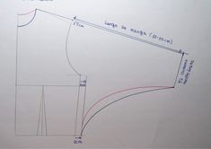 a drawing of a skirt with measurements for it