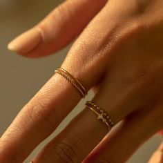 Thin Band Rope Rings Stacker Set, Gold Stackable Rings – AMYO Jewelry Gold Minimalistic Jewelry, Dainty Gold Jewelry Rings, Ring Aesthetic Minimalist, Dainty Rings Aesthetic, Simple Ring Stack, Every Day Jewelry, Gold Ring Stacking Ideas, Everyday Ring Stack, How To Stack Rings