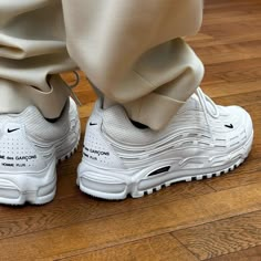 Nike X Comme Des Garcons, Nike Comme Des Garcons, Fall Winter Runway, Nike Air Max 2, 2024 Shoes, Winter Runway, Air Max Day, Basket Style, Hype Clothing