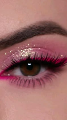 Makeup Ideas Pink And Gold, Easy Pink Glitter Eyeshadow, Cute Barbie Inspired Hairstyles, Disco Pink Makeup, Pink Eye Makeup For Blue Eyes, Pink Eyeshadow Medium Skin, Barbie Movie Makeup Ideas, Rhinestone Eye Makeup Hooded Eyes, Pink Makeup Looks Barbie