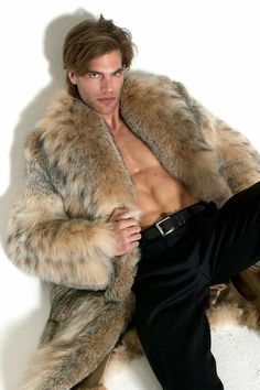 Real Fur Coat, Sharp Dressed Man, Men Model, Fur Fashion, Real Fur, Fox Fur