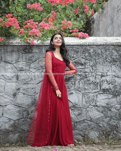 Paneer Starters, Long Skirt Top Designs, Long Skirt And Top, Kerala House, Trendy Outfits Indian, Outfits Indian, Long Gown Design, Frock Fashion, Fashion Terms