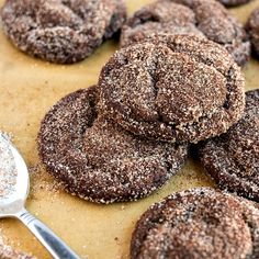 chocolate cookies with powdered sugar on top