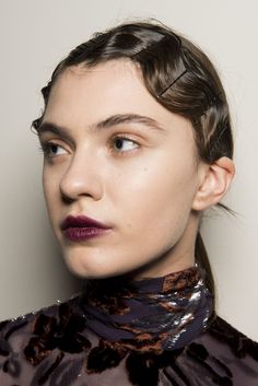 New Look Ideas, Fall Beauty Trends, Fall Makeup Trend, Vintage Meets Modern, Classic Lifestyle, Fashion Make Up, Retro Makeup, Editorial Hair