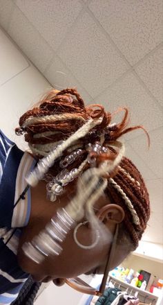 Copper Peekaboo Braids, Knotless Box Braid With Beads, Knotless Braids Hairstyles With Color And Beads, Red And White Knotless Braids, Blond And Ginger Box Braids, Black And Blonde Knotless Braids With Beads, Blonde And Brown Braids With Beads, Blonde Beaded Braids, Copper And Blonde Box Braids