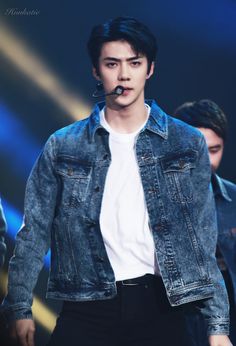 Sehun And D.o, Korean Airport Fashion, Chinese Music, Baby Smile, Ko Ko Bop, Exo Sehun