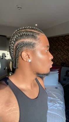 @whereisceo on ig Short Hair Braids Men Black, Cornrows Braids Short Hair, Carmelo Anthony Braids, 4 Cornrows Braids Men, Cainrow Hairstyles, 4 Cornrows Braids, Bday Hair