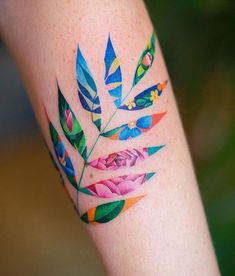 Tattoo Hummingbird, Leaves Tattoo, Geniale Tattoos, Hummingbird Tattoo, Tattoo Love, Tattoo Trends, Tattoos And Body Art, New Tattoo, Skin Art