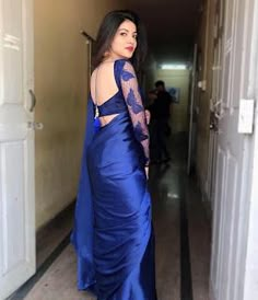 Satin Blouse Designs Latest, Full Sleeve Blouse Designs, Sleeves Blouse Designs, Blouse Designs For Saree, Full Sleeves Blouse, Outfit Ideas Wedding, Full Sleeves Blouse Designs, Navy Blue Saree