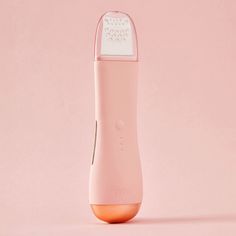 The PMD Wave Pro is an advanced skin spatula that extracts, infuses, and lifts using SonicGlow Technology and EMS to leave skin glowing and radiant. Face Skin Care Products, Skin Spatula, Rough Bumpy Skin, Pmd Beauty, To Remove Blackheads, Professional Hair Tools, Hair Elixir, Bumpy Skin, Skin Care Devices