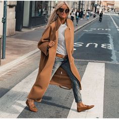 Vestiti In Jeans, Outwear Fashion, Trench Coat Outfit, Long Overcoat, Chic Coat, Coat Women Fashion, Wool Coat Women