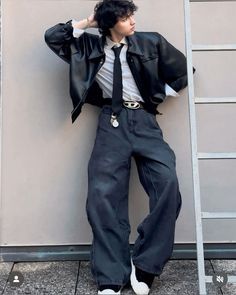 Kpop Idol Black Outfit Male, Mens Fashion Concert, Korean Styles Men, Different Clothing Styles Men, Male Outfit Styles, Buff Men Fashion, Male Clothing Asthetics, Eccentric Male Fashion, Black Stage Outfits Kpop Male