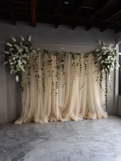 Winter Wedding Backdrop - Ouch! - Struggling to discover the solutions that you have been looking for? Why not try Amazon.com IMMEDIATELY! Back Drop Arch Ideas, White Curtain Wedding Backdrop, Reception Back Drop Design, Backdrop With Curtains, Olsen Wedding, Wedding Picture Backdrop, Wedding Draping Backdrop, Wedding Backdrop Reception