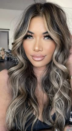 3 Tone Hair Color Highlights, 3 Tone Hair Color, Layered Cuts For Long Hair, Long Layer Hair, Layered Hair Ideas, Cuts For Long Hair, Layered Haircuts For Long Hair, Long Hair With Layers, Layer Hair