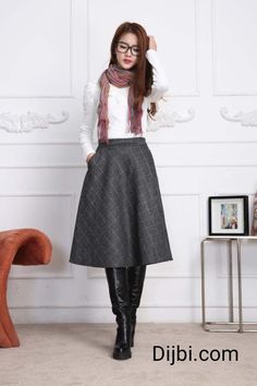 Winter Modest Outfits, Skirt For Winter, A Line Skirt Outfits, Mid Calf Skirt, Skirts With Boots, Ffa, Grey Plaid