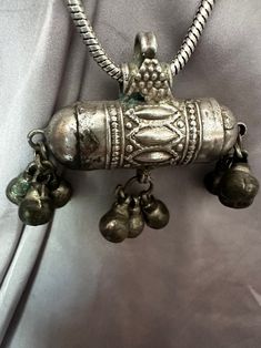 TRIBAL Silver PRAYER BOX Vintage Prayer Box India Tribal Protection Amulet India Gypsy Jewelry Tribal Silver Jewelry - Etsy Himalayan Quartz, Silver Caps, Vintage Bell, Silver Beads