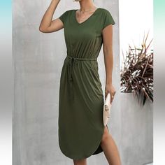 Army Green Midi Dress Brand New, Still In Bag! From Amazon So No Tag Draw String Waist, Split Side Hem, Short-Sleeves, V-Neck Design With Pockets! Dress Has A Bit Of Stretch. Very Soft & Comfortable! Mid Thigh Dress, Elegant Bridal Gown, Cheetah Print Dress, Dress Shirt Sleeves, Slim Fit Dresses, Green Midi Dress, Maxi Dresses Casual, Daily Dress, Knee Length Dresses