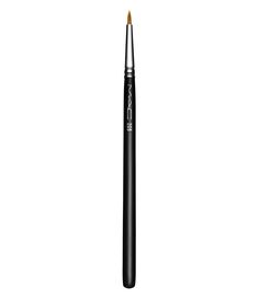 An extra-fine tipped synthetic fibre brush that delivers a precise&#x2C; firm&#x2C; even stroke with which to line the eyes. Use with liquid or cream products. Mac Brush, Mac Eyeliner, Brush Eyeliner, Lip Color Makeup, Cut Crease Makeup, Winged Liner, Eyeliner Brush, Eye Makeup Art, No Eyeliner Makeup