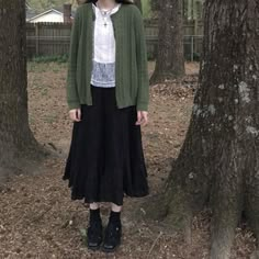 Casual Japanese Fashion, Catholic Outfits, Green Cardigan, Swaggy Outfits, Hijab Outfit, Looks Vintage, Japanese Fashion