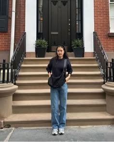 Michelle Choi, New Balance 530 Outfit, Outfits Gorditas, Neat Casual Outfits, Everyday Fashion Outfits, Casual Work Outfits, Modest Fashion Outfits