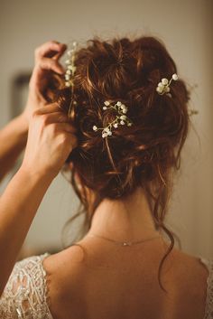 Floral Hair Updo, Messy Hair With Flowers, Bridal Updo Whimsical, Flowers On Hair Wedding, Cottagecore Bridal Hair, Flower Hairdo Wedding, Elf Bridal Hair, Simple Bridal Hair With Flowers, Floral Bride Hair