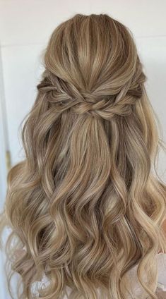 Prom Hairstyles Braid, Prom Hairstyles Shoulder Length, Prom Hairstyles 2023, Medium Length Prom Hairstyles, Braid Prom Hairstyles, Media Cola, Loose Braid, Braid Twist