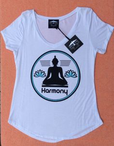 BIRD & VINE White T-Shirt Size S BUDDHA Graphic Tee Short Sleeve Yoga Beach Top #BirdVine #TShirt #Casual Yoga Beach, White Short Sleeve Blouse, Black Graphic Tees, Gorgeous Clothes, Beach Tops, Comfy Tops, Yoga Tops, Yoga Women, White T Shirt